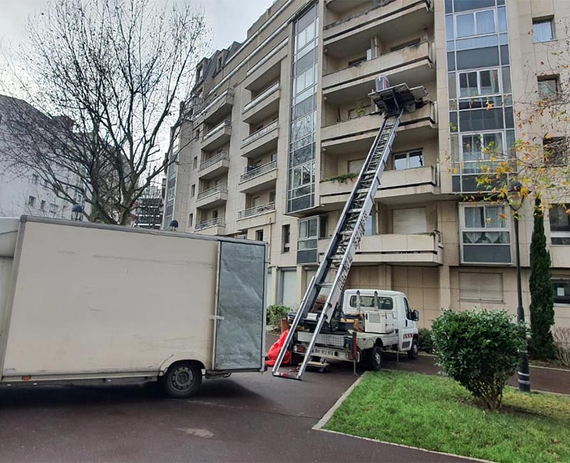 Camion monte-meubles pas cher Ivry-sur-Seine